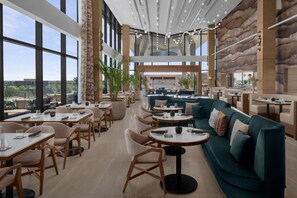 Dining - Next to Gas South Arena + Rooftop Bar. Pool. Gym. (Duluth)