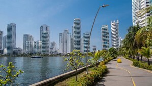House | 1 bedroom, Internet - w Awesome Loft in the Heart of Bocagrande (Cartagena)