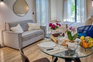 1 bedroom, iron/ironing board, free WiFi, bed sheets - UrbanFlat 212 - Aura Plage 01 - Sun (Roquebrune-sur-Argens)