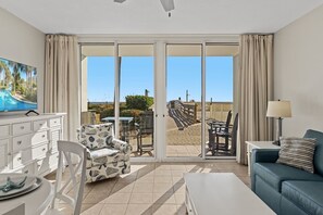 Smart TV - Waters Edge 115 ~ Ground Floor ~ Beach Boardwalk Right Outside Your Door! (Fort Walton Beach)