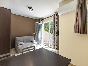 Apartment | Ruang tamu