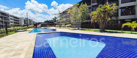 Utomhuspool