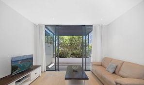 4 bedrooms, Internet - Metawise BnB Modern 4BR in Macquarie Park (Sydney)