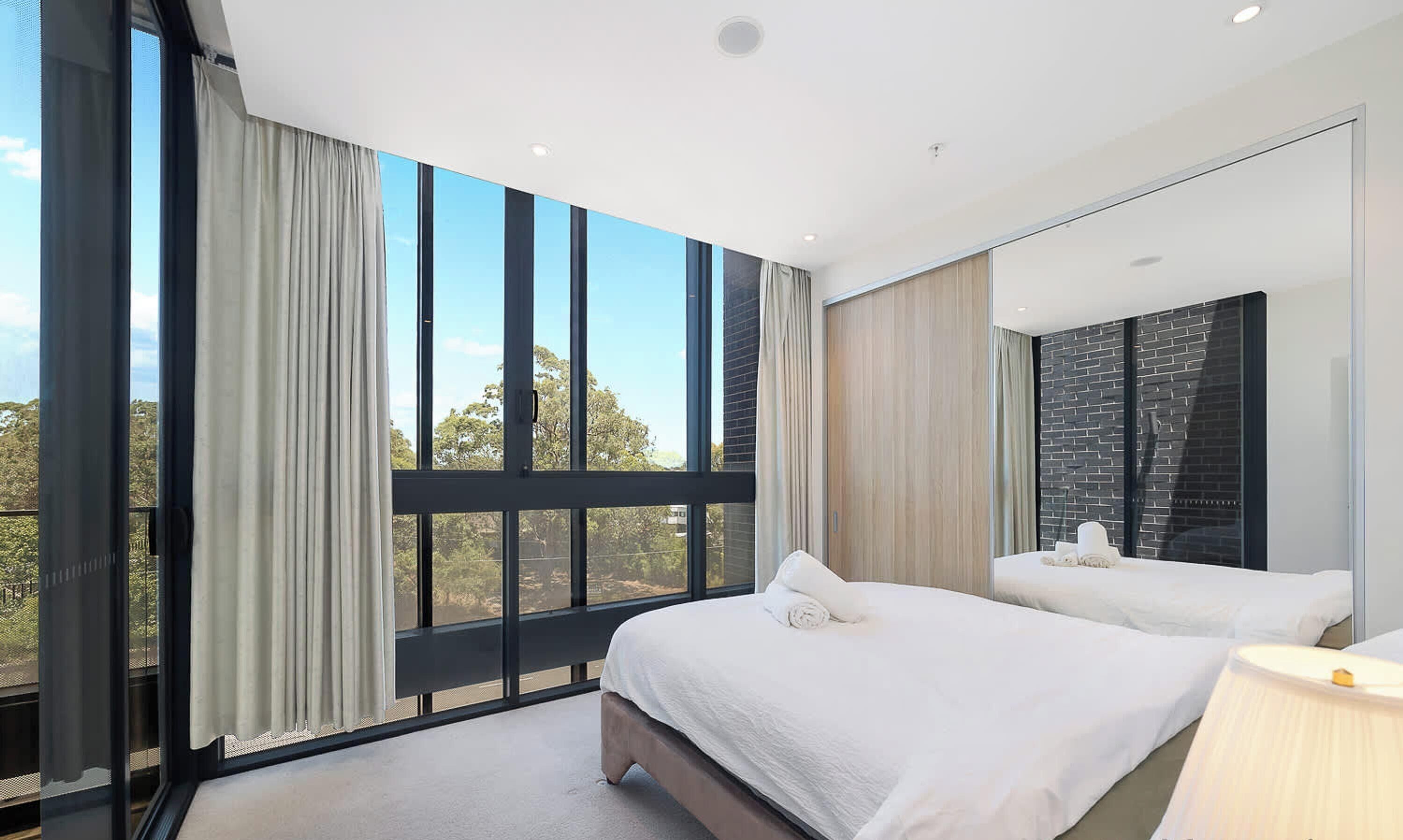 公寓 | 4 間臥室、網路服務