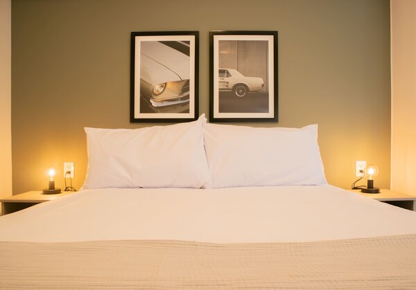 W Dazzling 2br W/ Balcony In Miraflores - Lima