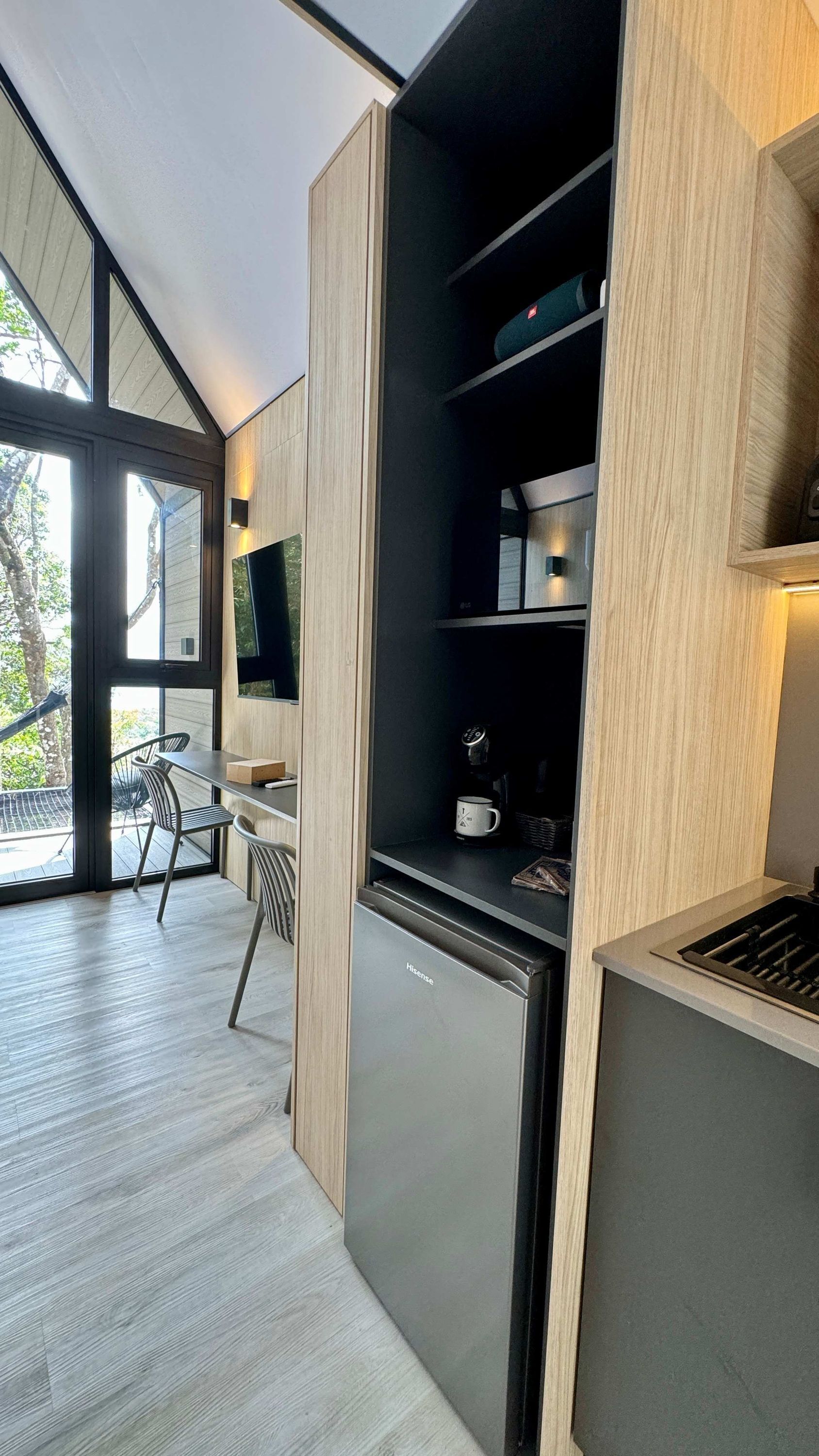 Studio | 1 bedroom, Internet