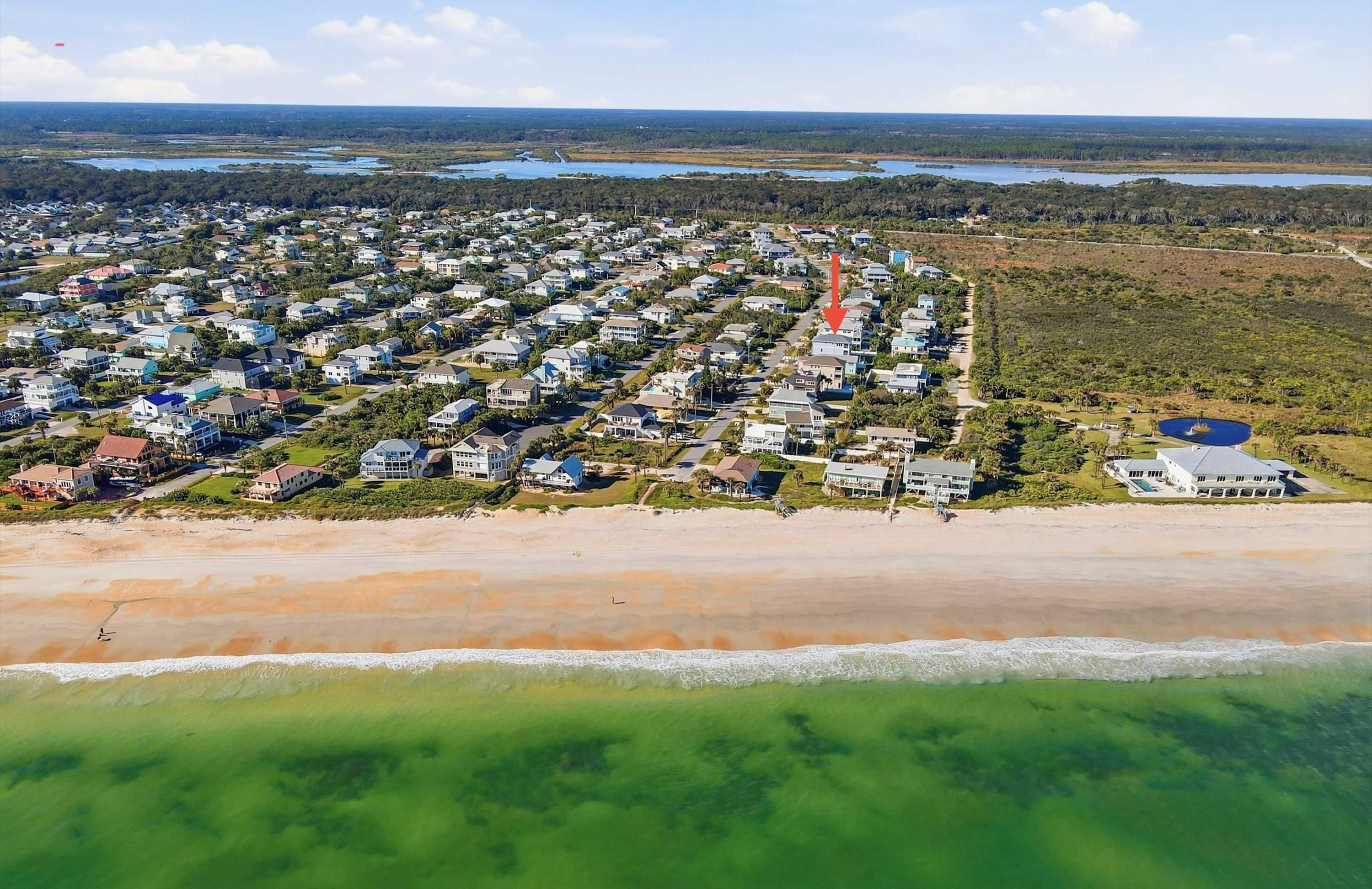 House | 6 bedrooms, desk, Internet