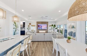 House | 6 bedrooms, desk, Internet - Ocean Views Beach Optional Heated Pool Spa (Palm Coast)