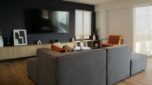 House | Exterior - w Fresh & Modern 1BR w/ Balcony in Miraflores (Lima)