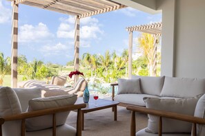 Apartment | Exterior - The Reef Superior Appartement With Private Pool (Willemstad)