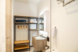 1 habitación y acceso a internet 