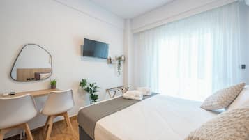 Apartment, Balcony, City View | Iron/ironing board, free WiFi