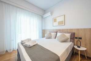 Iron/ironing board, free WiFi - Prime City Stay by Cloudkeys (Athens)