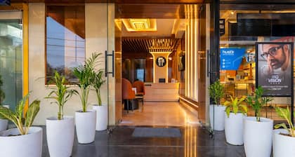 The Hosteller Bam Dehradun, City Centre