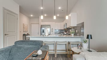 Apartment (1 Bedroom) | Interior