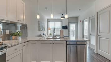 Apartment (1 Bedroom) | Interior