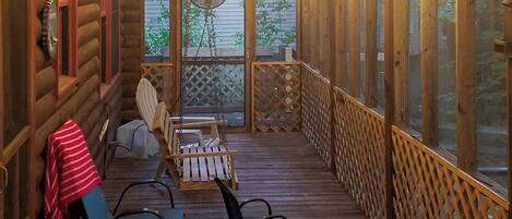 House (4 Bedrooms) | Front of property