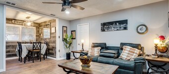 Near Wineries & Guadalupe River! Stylish Home