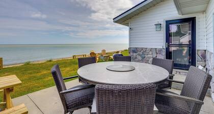 Waterfront Lake Huron Getaway w/ Private Beach