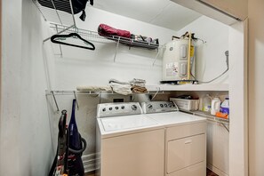 Apartment (0 Bedroom) | Interior - Golf, Shop & Unwind: Couple's Retreat in Naples! (Naples)