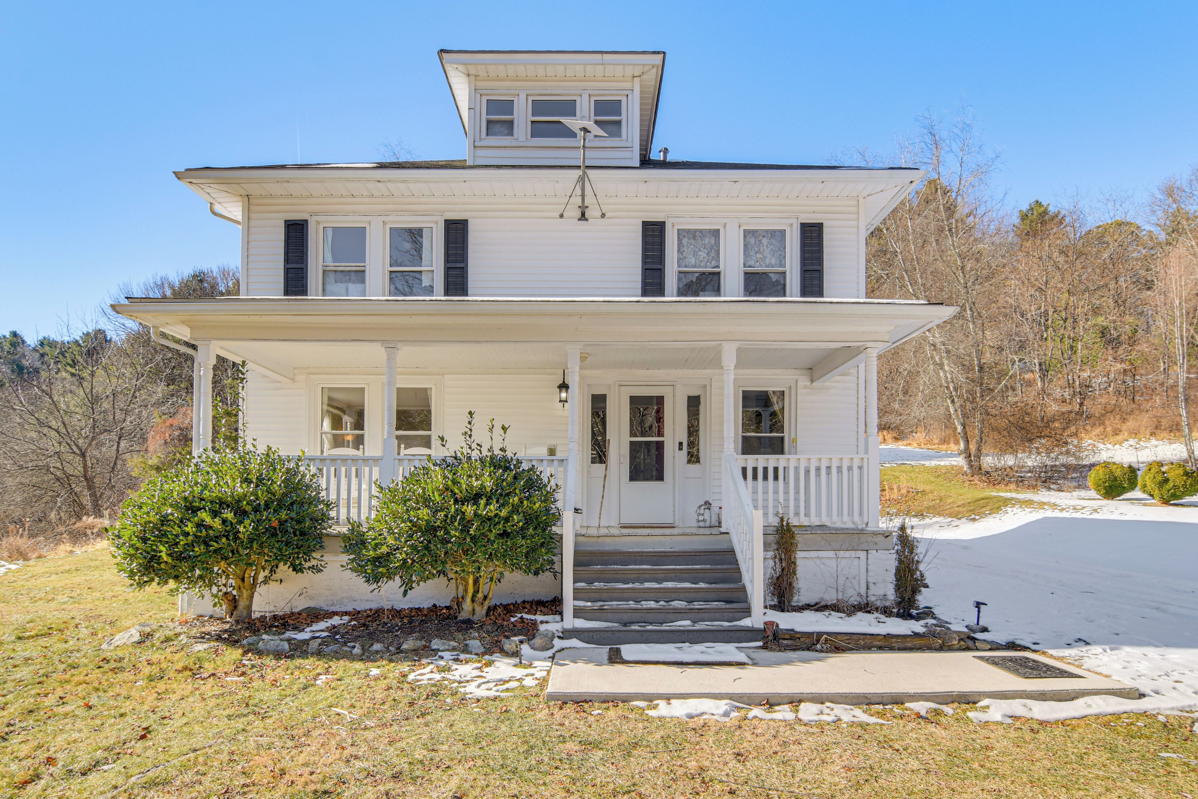 House (3 Bedrooms) | Front of property