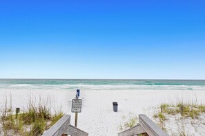Interior - Beachfront Florida Penthouse w/ Pool Access! (Fort Walton Beach)