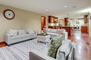 House (4 Bedrooms) | Interior - Lake-view Woodinville Retreat w/ Hot Tub + Theater (Woodinville)