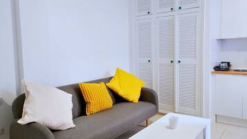 Apartment, Smoking | 1 bedroom