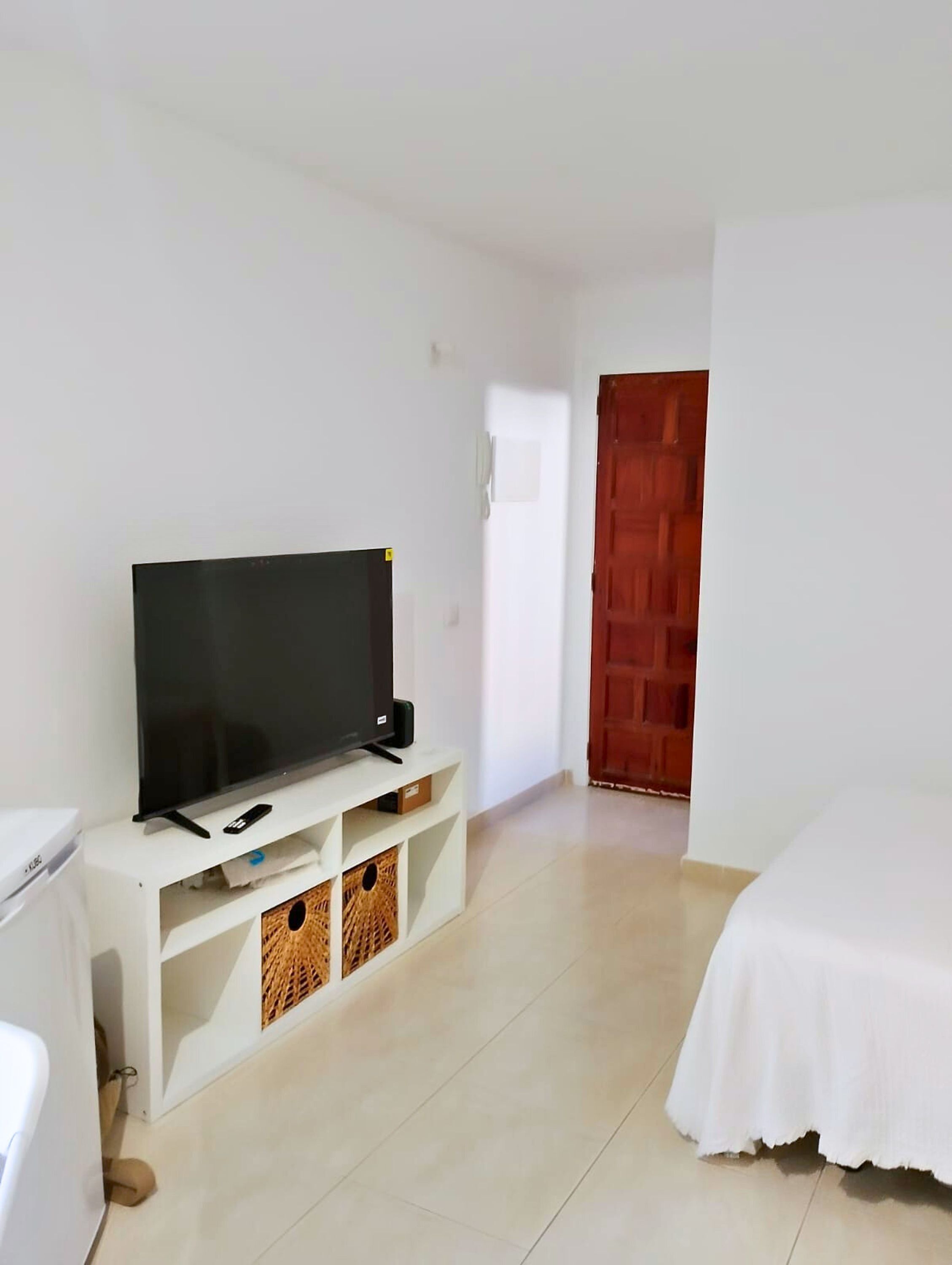 Apartment, Smoking | 1 bedroom