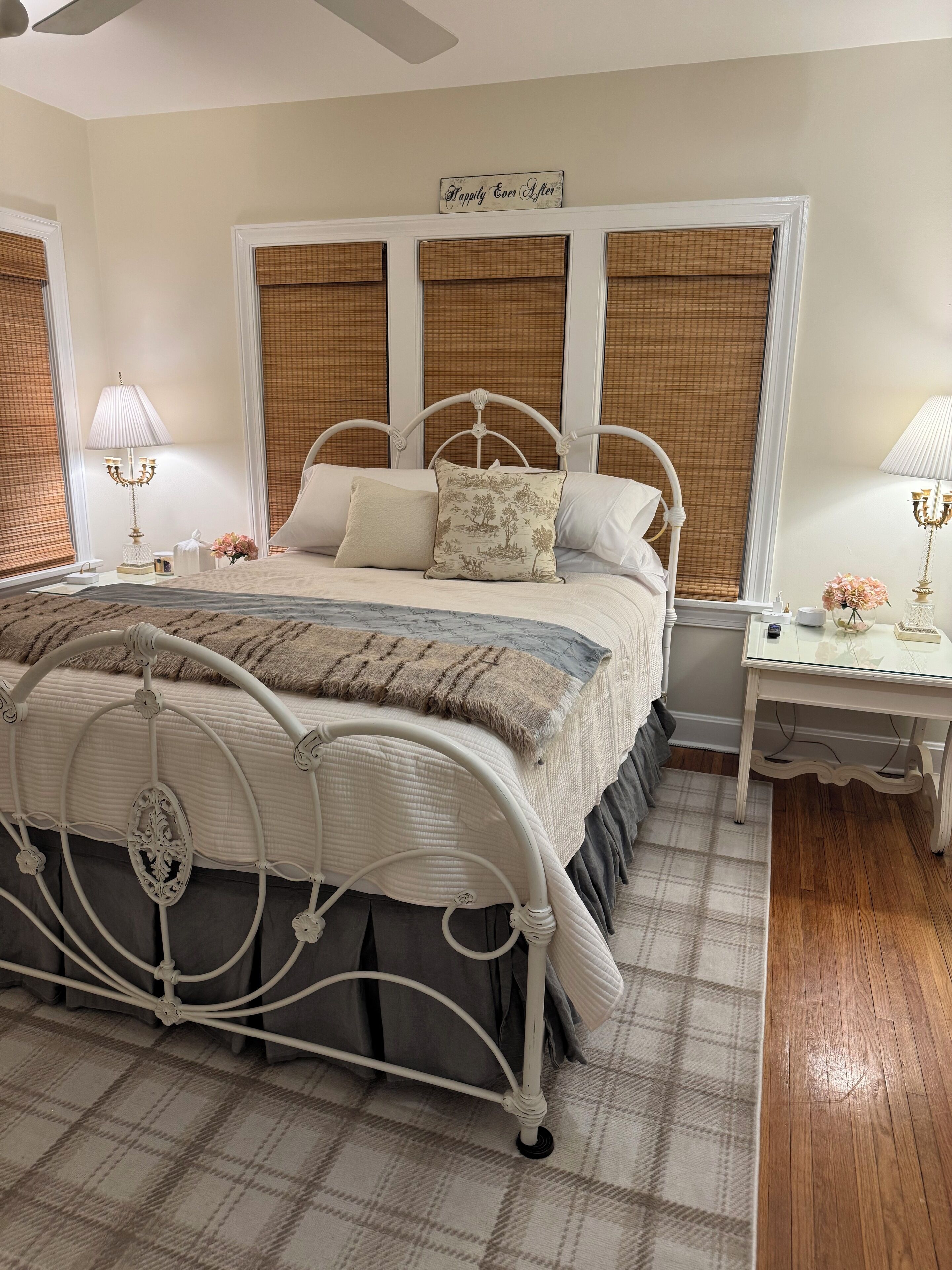 Desk, iron/ironing board, free WiFi, bed sheets