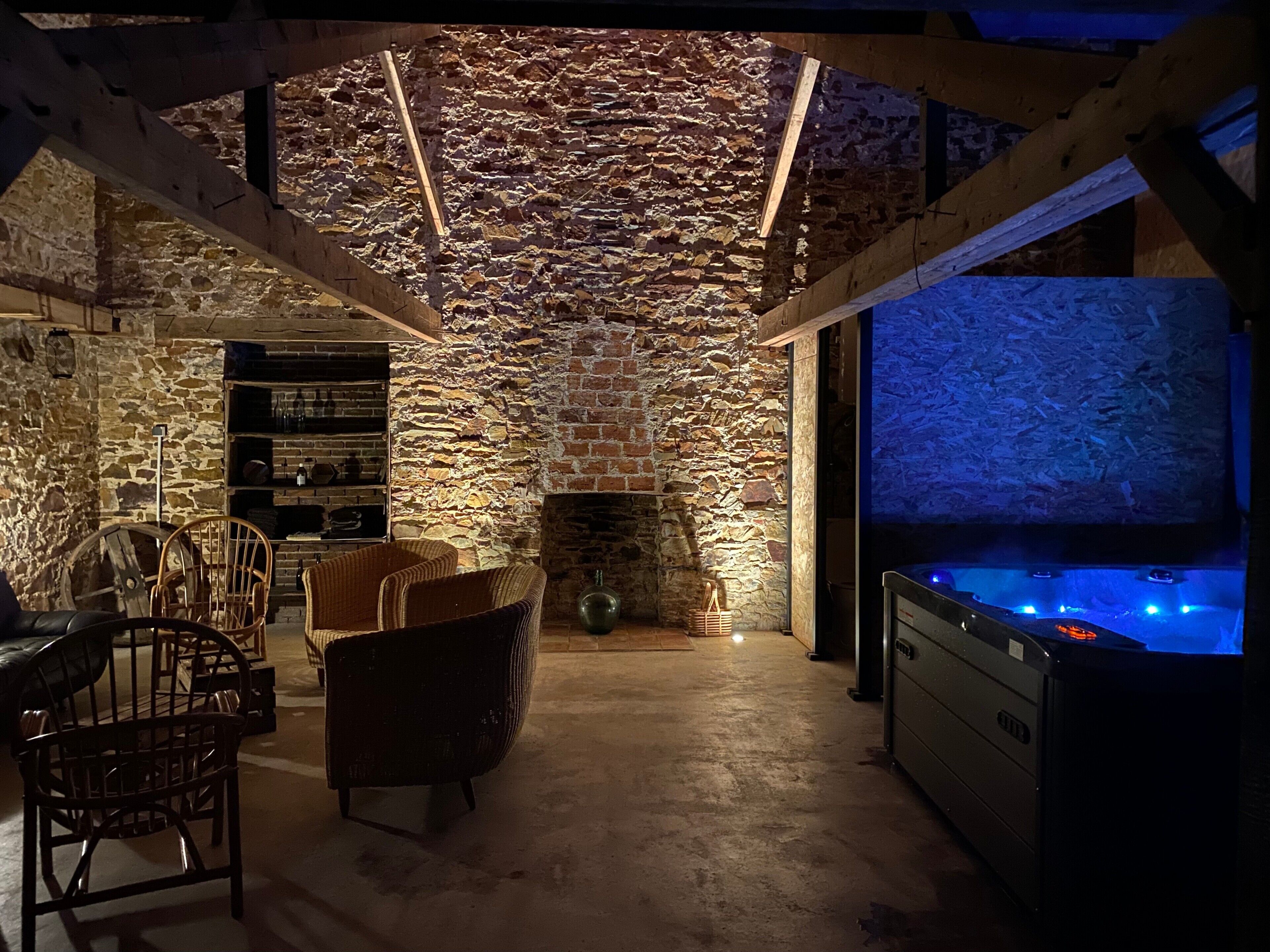 Tina de hidromasaje interior