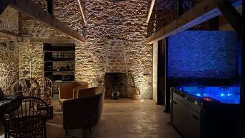 Tina de hidromasaje interior