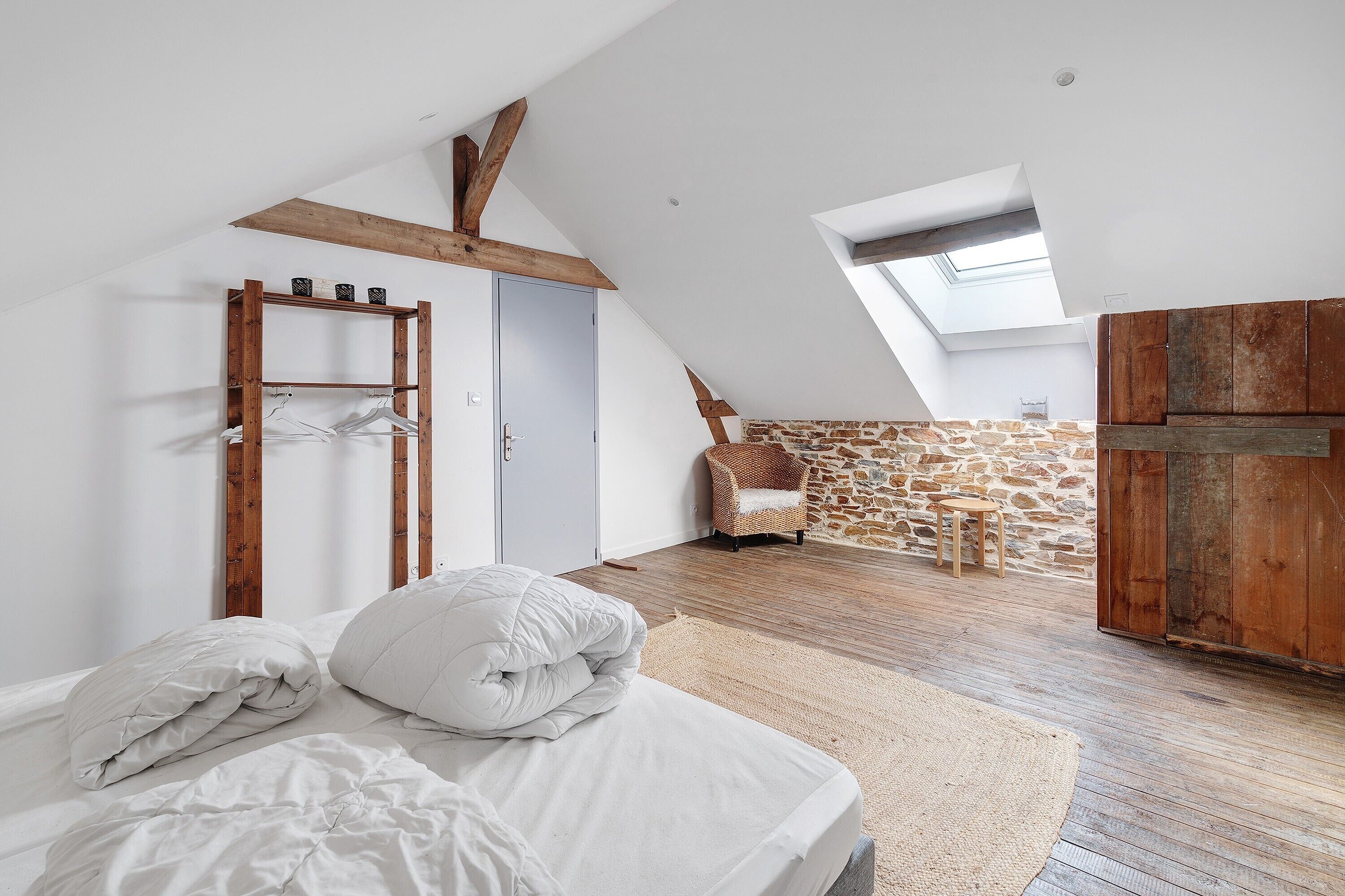 アイロン / アイロン台、WiFi、ベッドシーツ