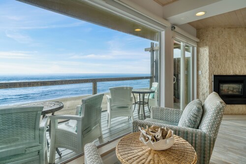Oceanfront La Selva Beach Home w/ Fireplace, Views & Beach Access | Sand Castle