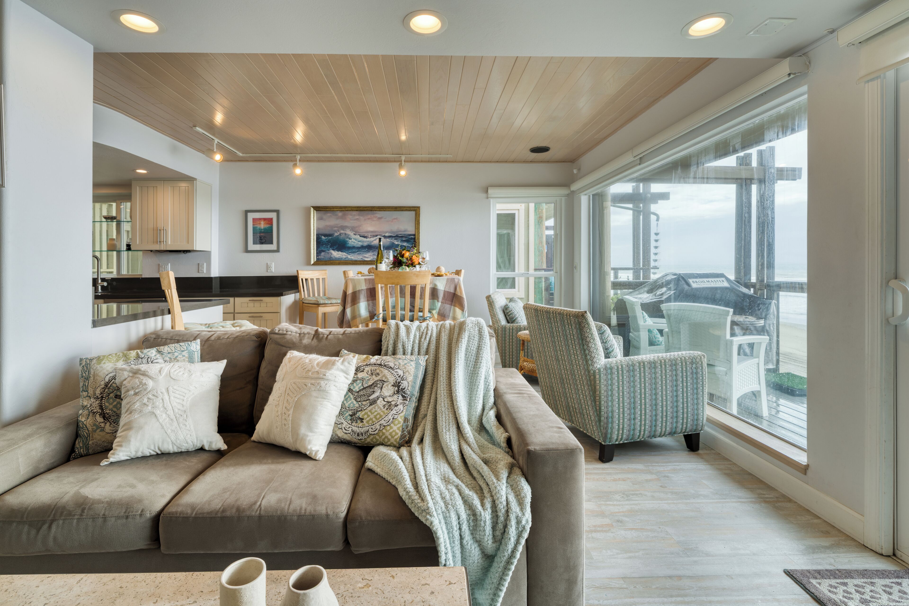 Oceanfront La Selva Beach Home W/ Fireplace, Views & Beach Access | Sand Castle - Watsonville, CA