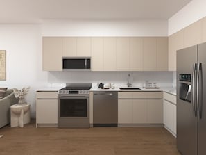 Jääkaappi, mikroaaltouuni, uuni, liesi