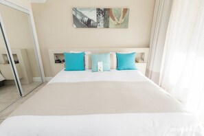 Iron/ironing board, WiFi, bed sheets - Top Floor, Oceanfront 1-bedroom suite w/balcony and the best view of Grace Bay (Grace Bay)