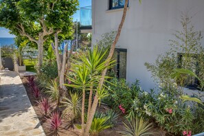 Property grounds - UrbanFlat 213 - Aura Plage 02 - Sunrise (Roquebrune-sur-Argens)