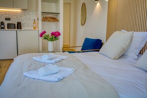 1 bedroom, iron/ironing board, free WiFi, bed sheets - UrbanFlat 215 - Aura Plage 04 - Aura (Roquebrune-sur-Argens)
