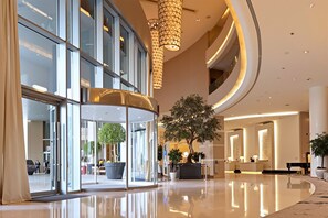 Property grounds - Marriott 1BR Apartment with Marina View  (Dubai)