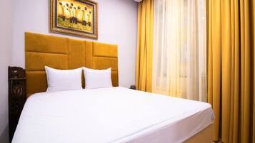 Free WiFi, bed sheets