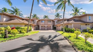 Condo, 3 Bedrooms | Exterior