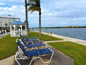 Terrace/patio - Sole Retreat 2 Bedroom Condo (Siesta Key)