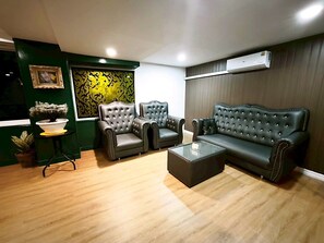 Lobby - Pineapple Residence Pattaya (Pattaya)