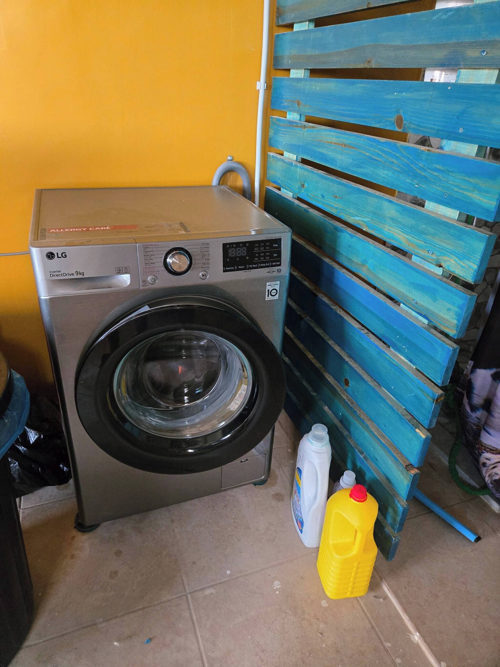 Apartment, 2 Bedrooms, Smoking, Balcony | Interior