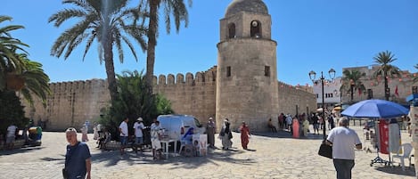 مكان جذب سياحي