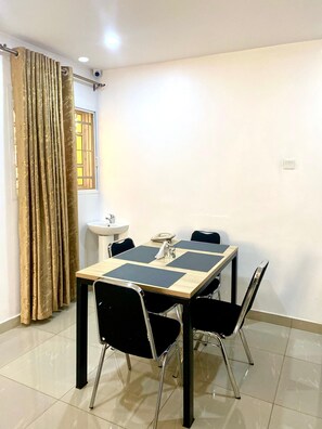 Restaurant - ADONAI GUESTHOUSE (Agbara)