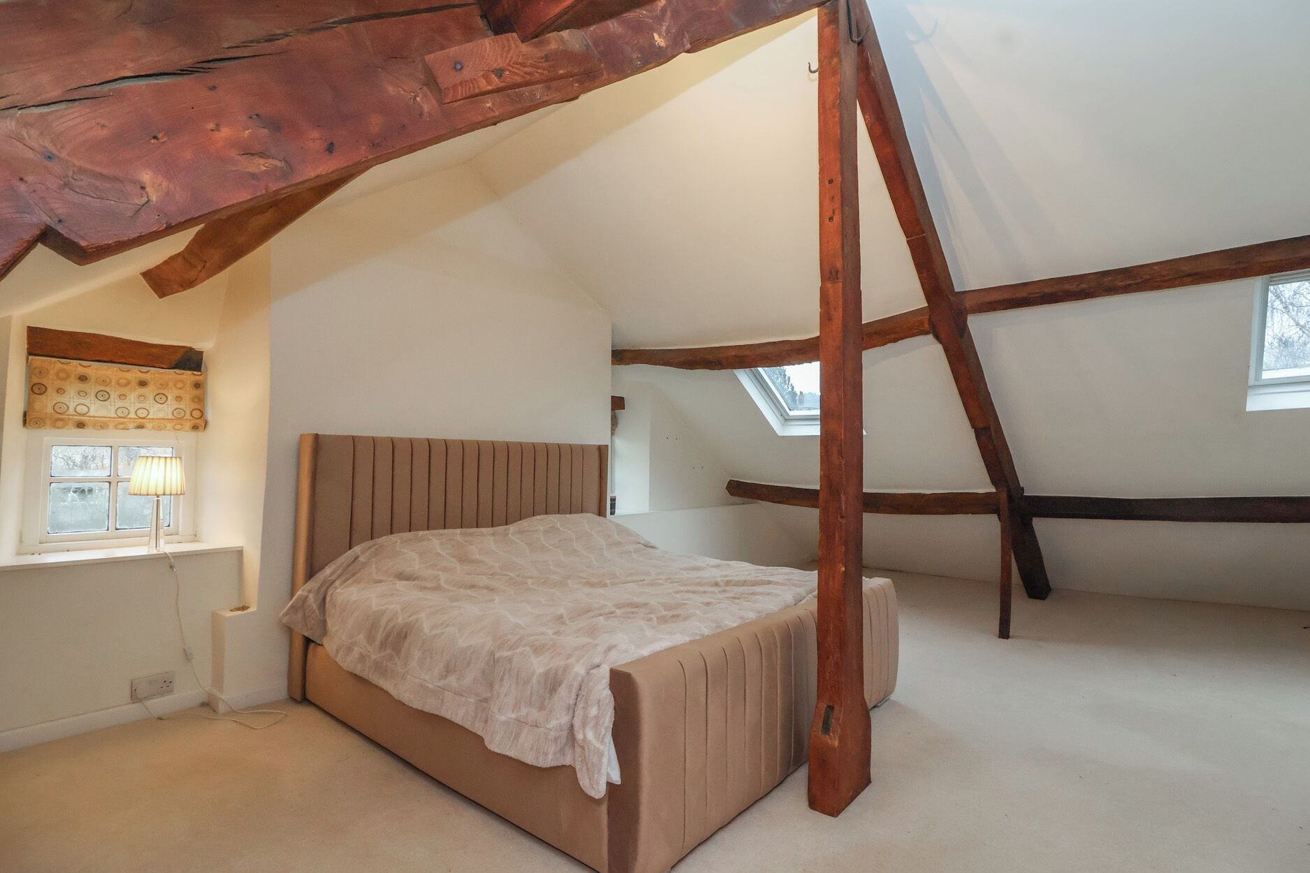 4 slaapkamers, individueel gedecoreerd, individueel gemeubileerd