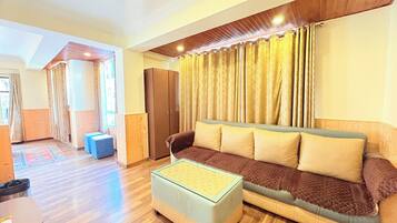 Habitación doble Prestigio, vista al valle | Escritorio y wifi gratis