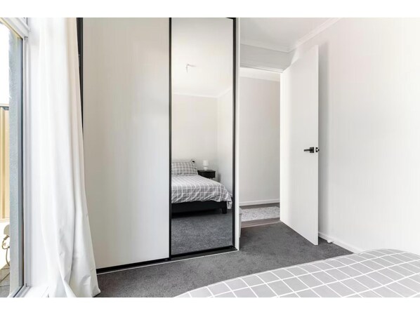Room, 1 Bedroom | 1 bedroom - Room-escape to our Serene Ensuite With q (Adelaide)